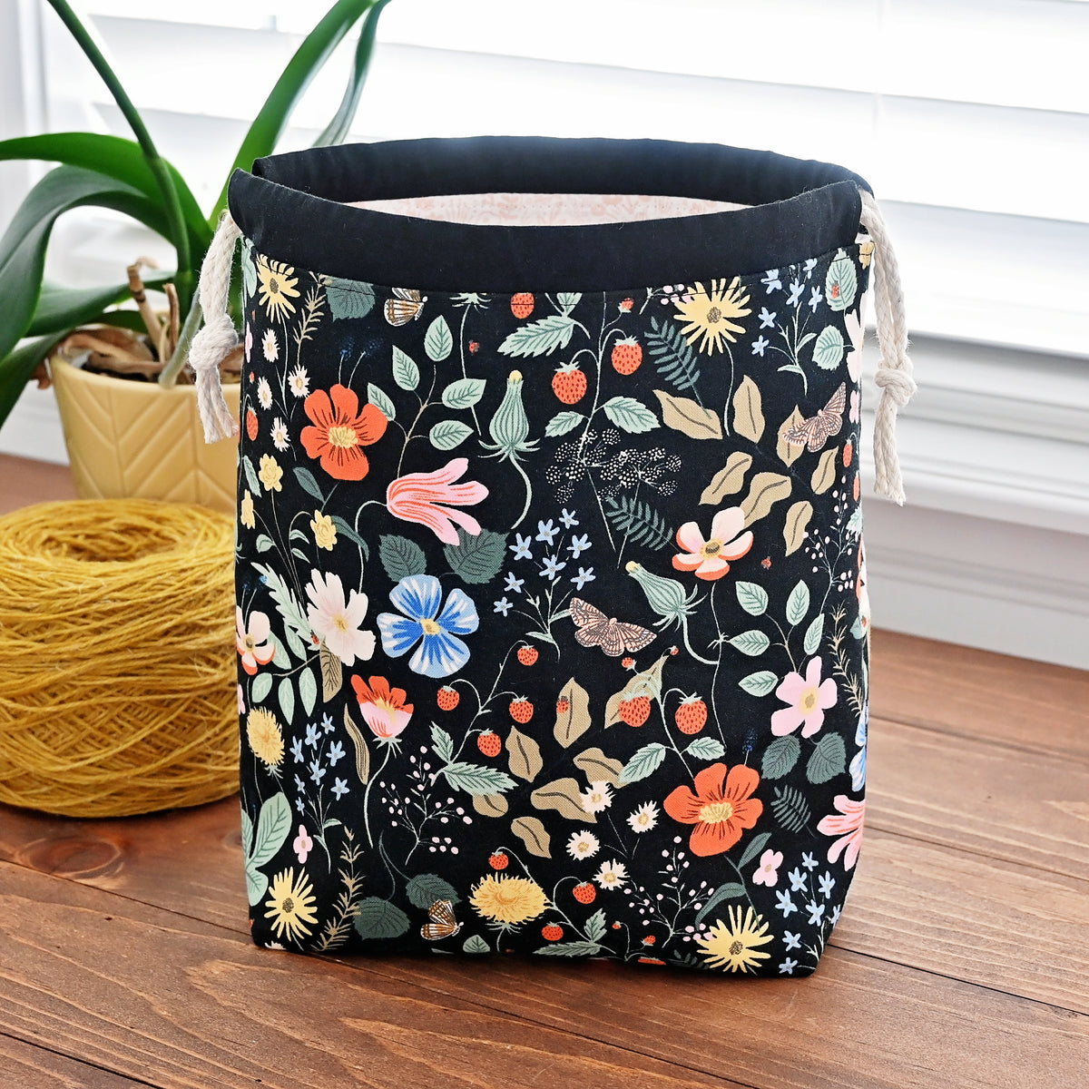 Black Strawberry Fields Drawstring Project Bag with Pockets