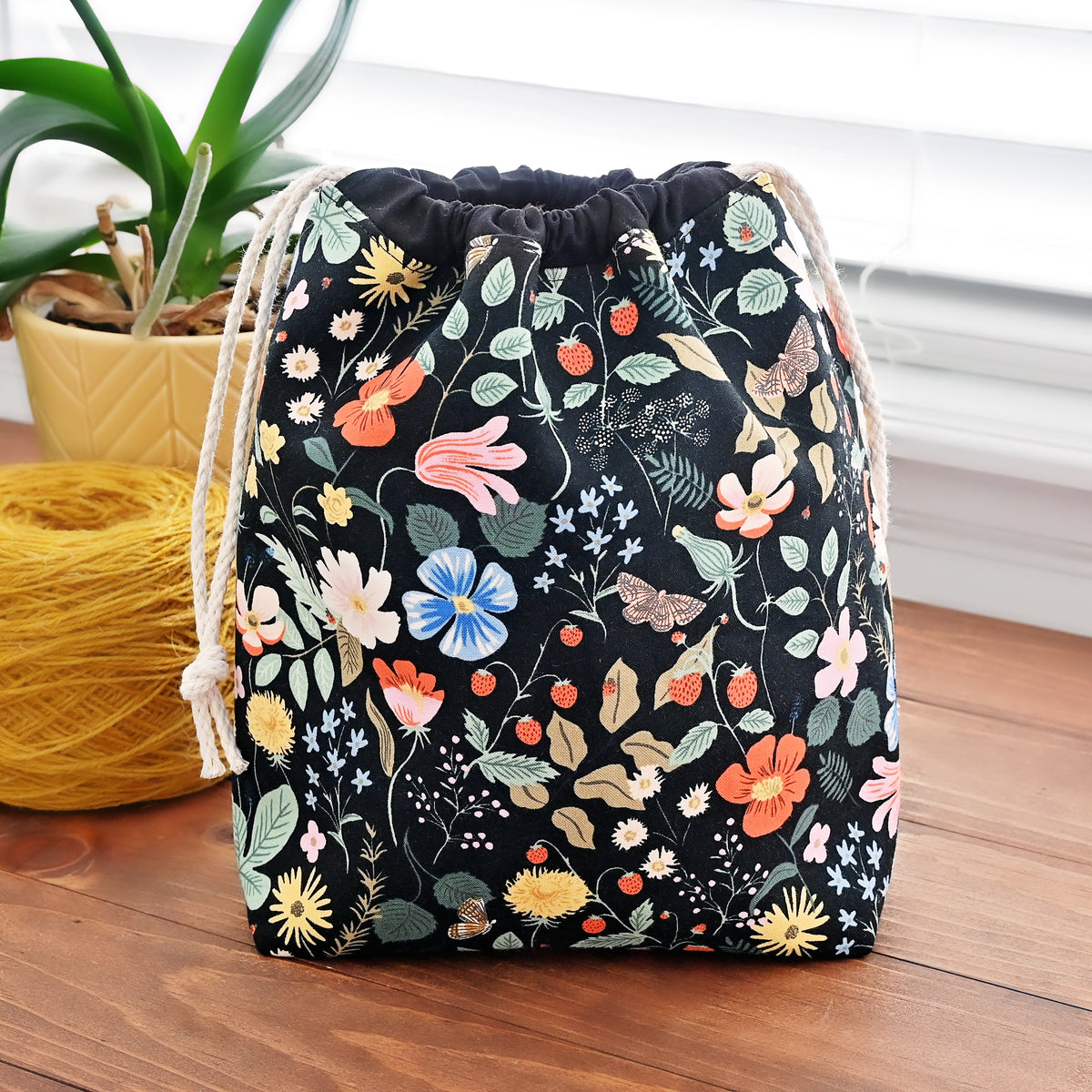 Black Strawberry Fields Drawstring Project Bag with Pockets