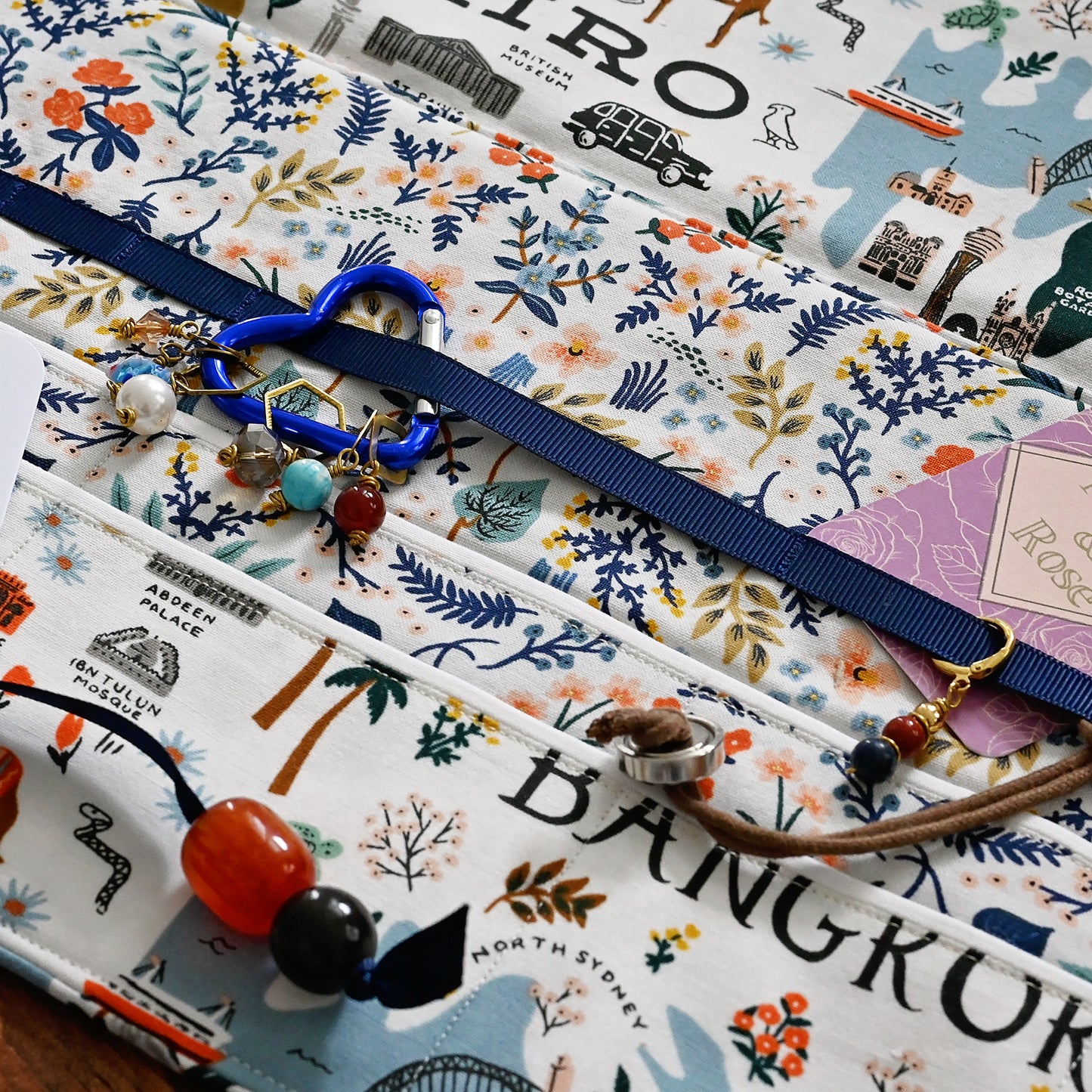 World Traveller Get It Together Wrap - A Collaboration with Mable and Rose Handmade