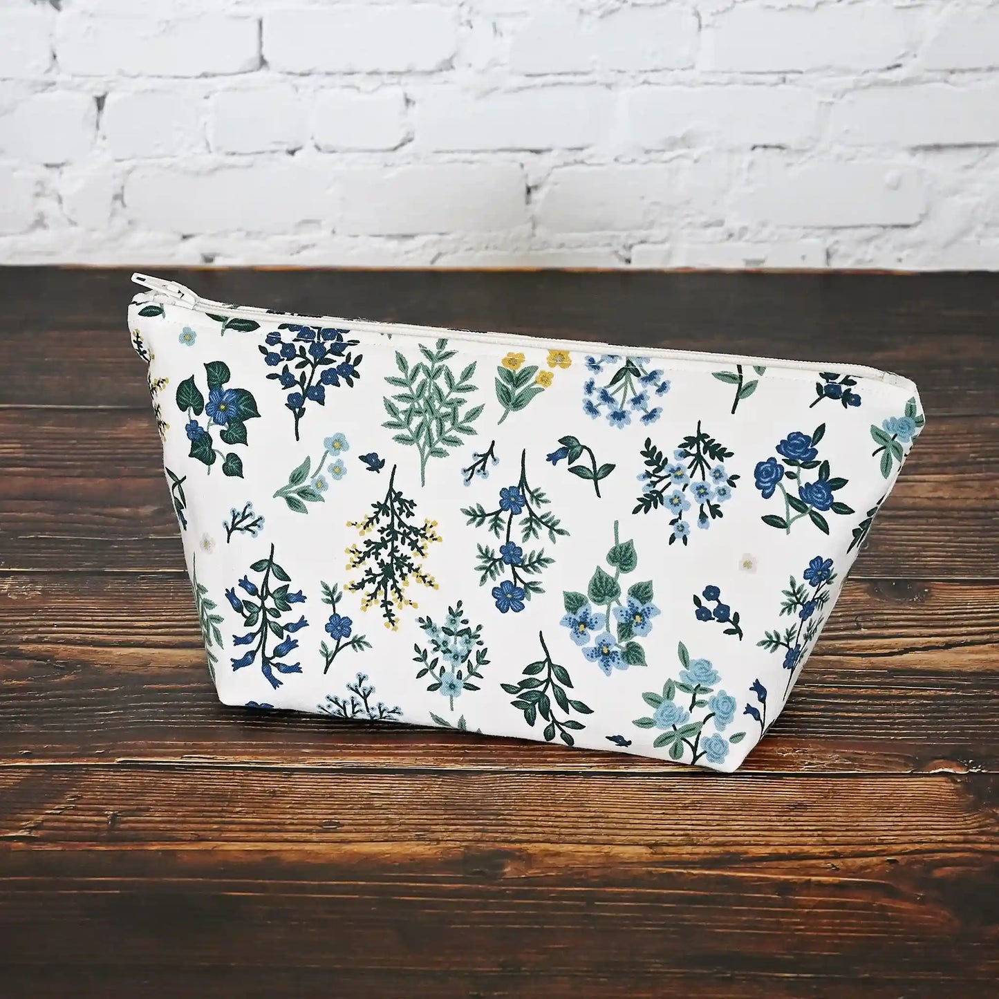 Pretty White Floral Accessory Pouch
