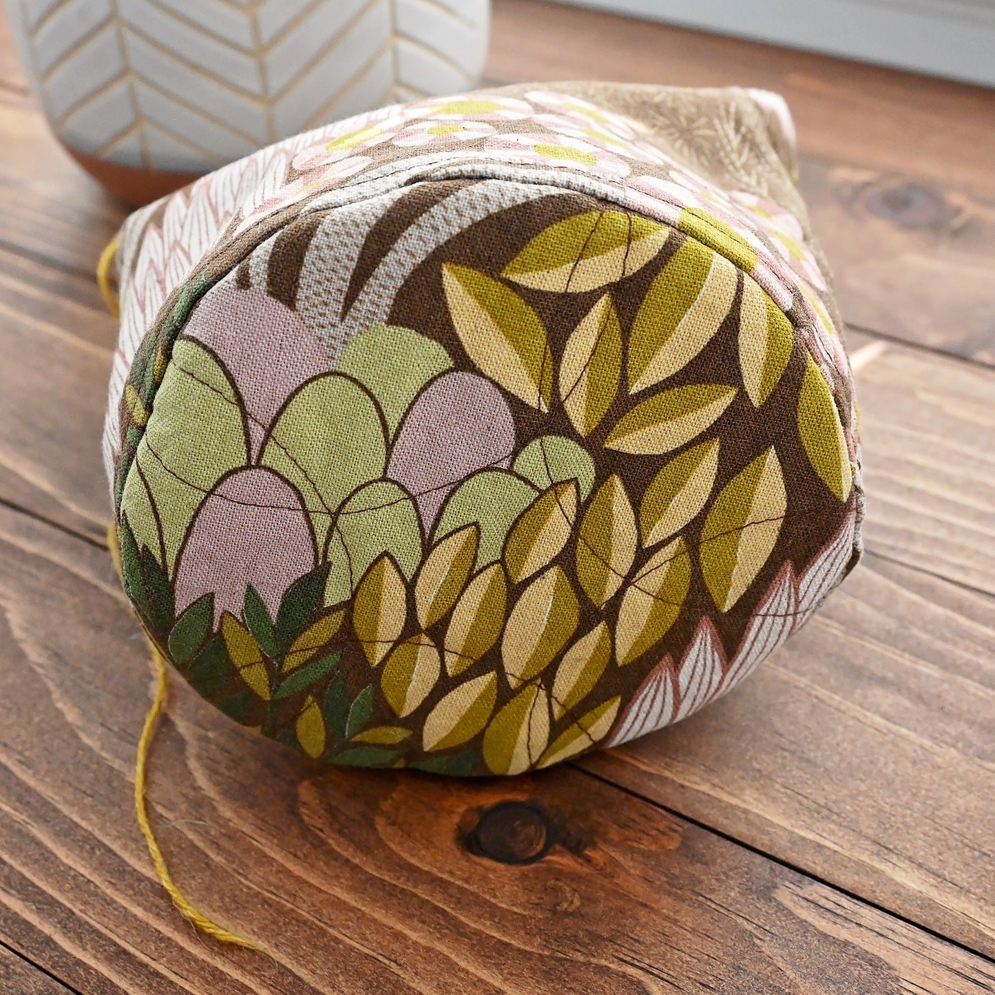 Bloom Yarn Cozy - Medium