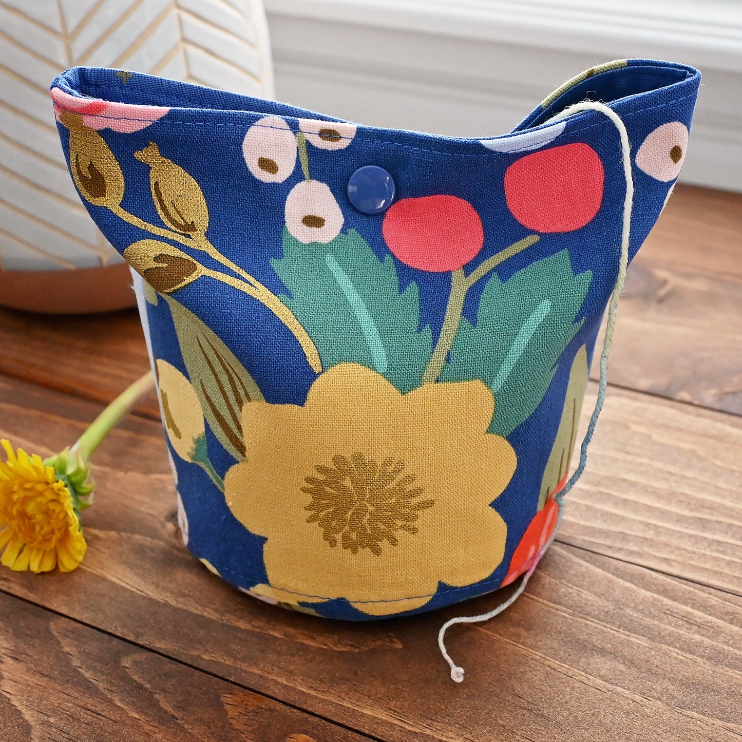 Vintage Garden Yarn Cozy - Small