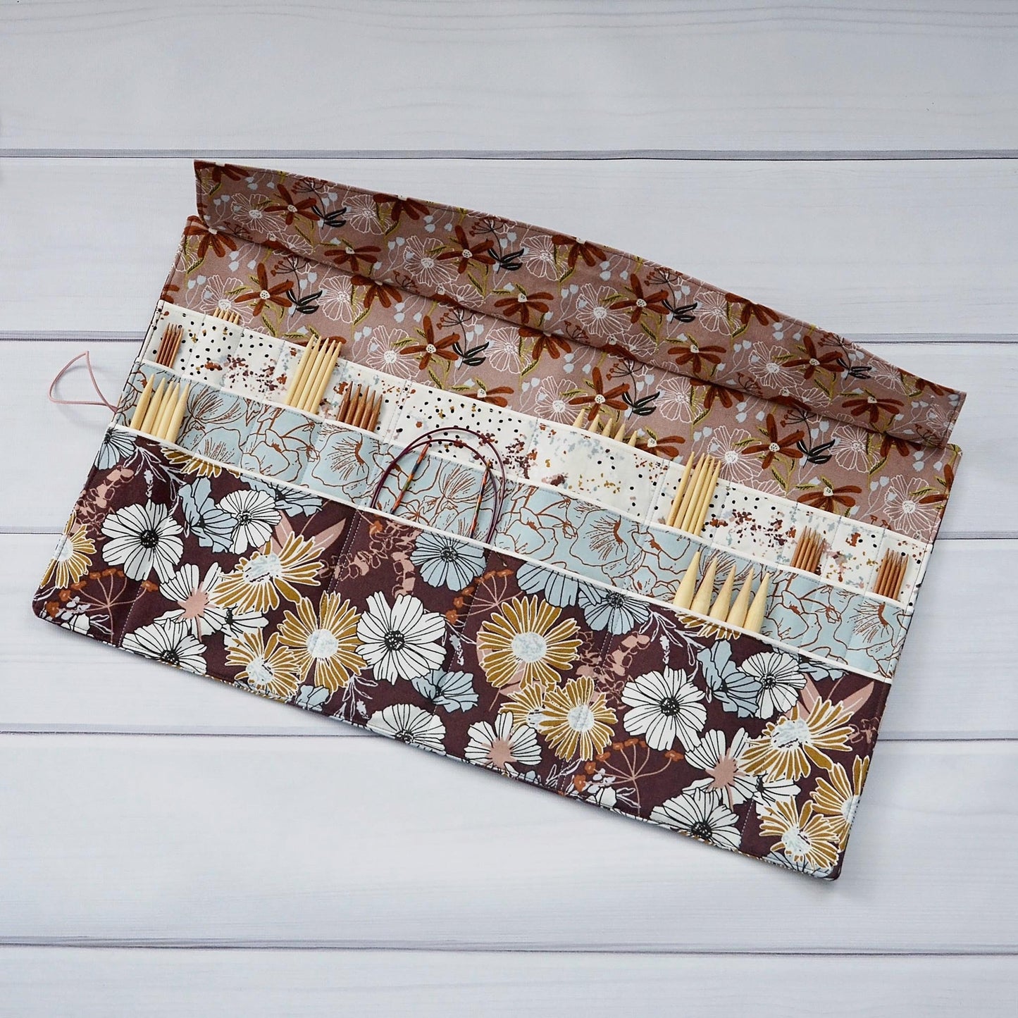 Trifold wrap for DPNs and Circular Needles