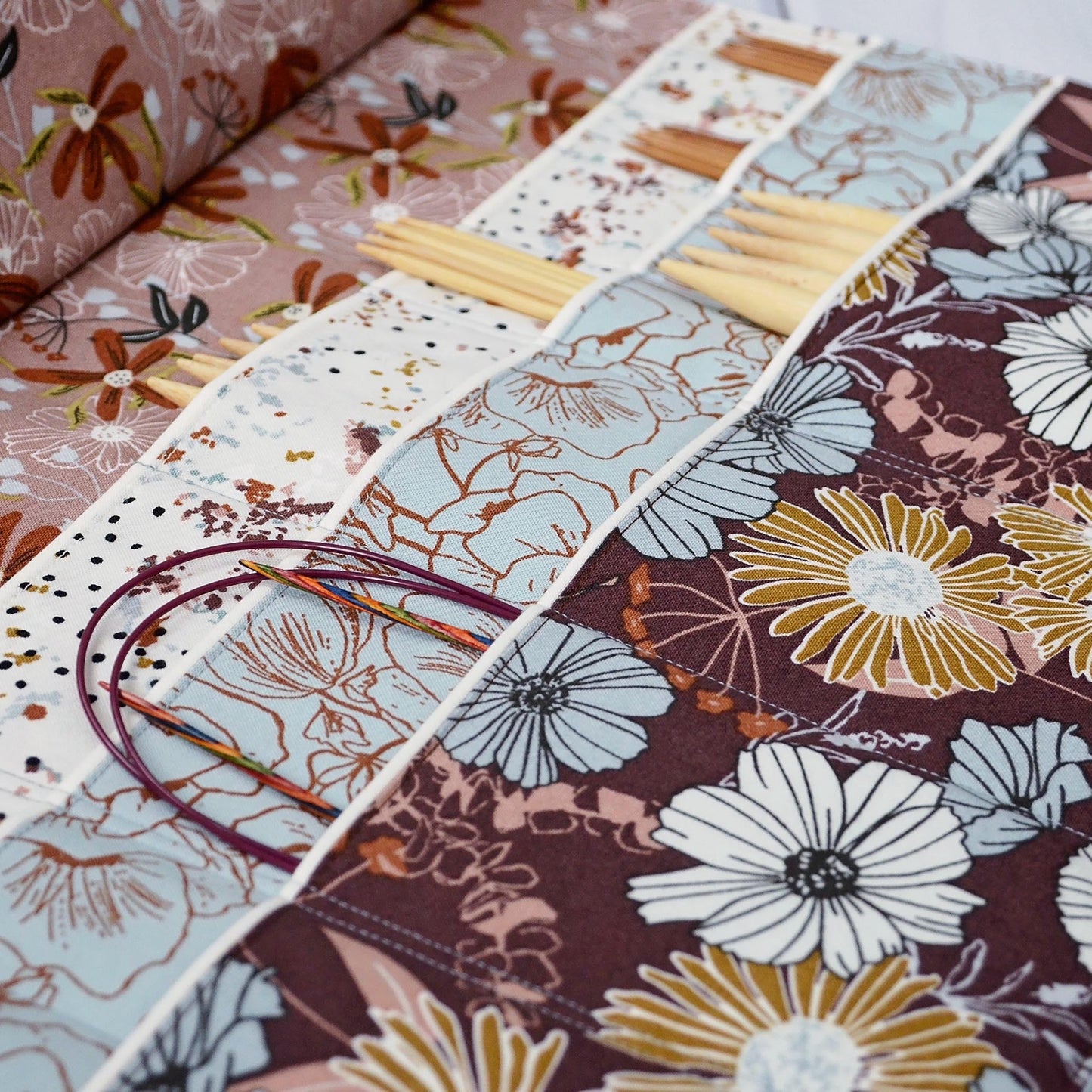 Trifold wrap for DPNs and Circular Needles