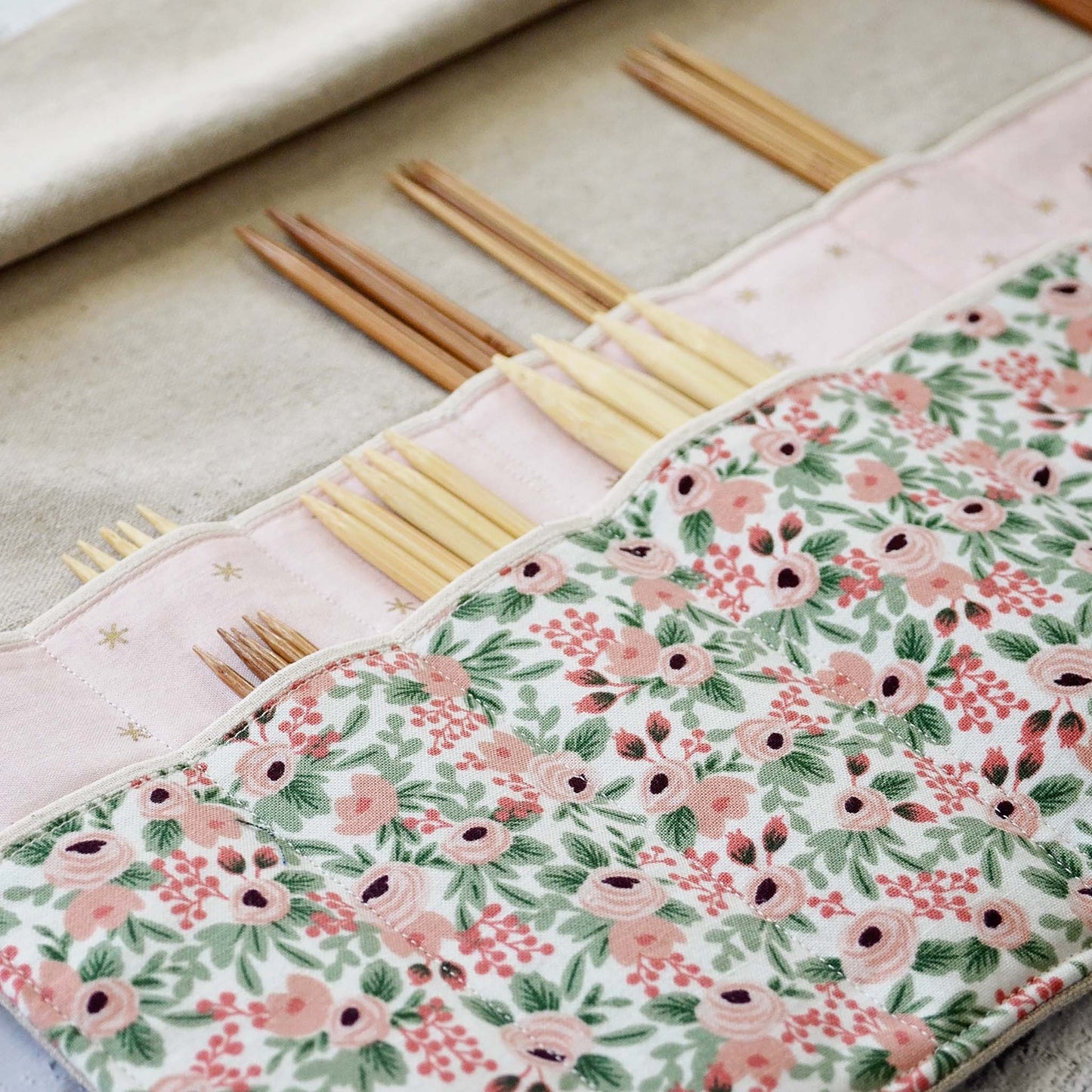 Quilted Linen Trifold DPN Wrap